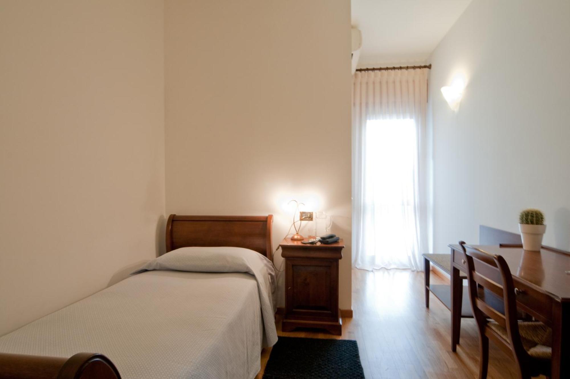 Hotel Belvedere Thiene Rum bild